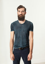 Load image into Gallery viewer, Melange T-Shirt in Navy/Black - men's t-shirts - Ethnicyug Avant Toi