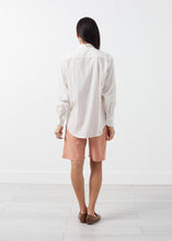 Load image into Gallery viewer, Classic Button Down