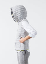 Load image into Gallery viewer, Primula Vest in Light Grey
