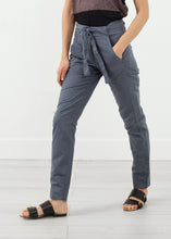 Load image into Gallery viewer, Troupy Pant in Silky Cotton
