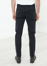 Load image into Gallery viewer, Men&#39;s Chino in Black
