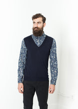 Load image into Gallery viewer, Basic Gilet in Navy
