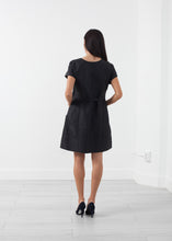 Load image into Gallery viewer, Retenue Dress
